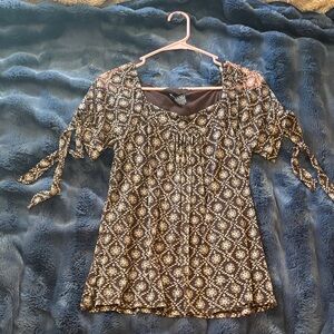 New York & Company Black and Cream Patterned Blouse